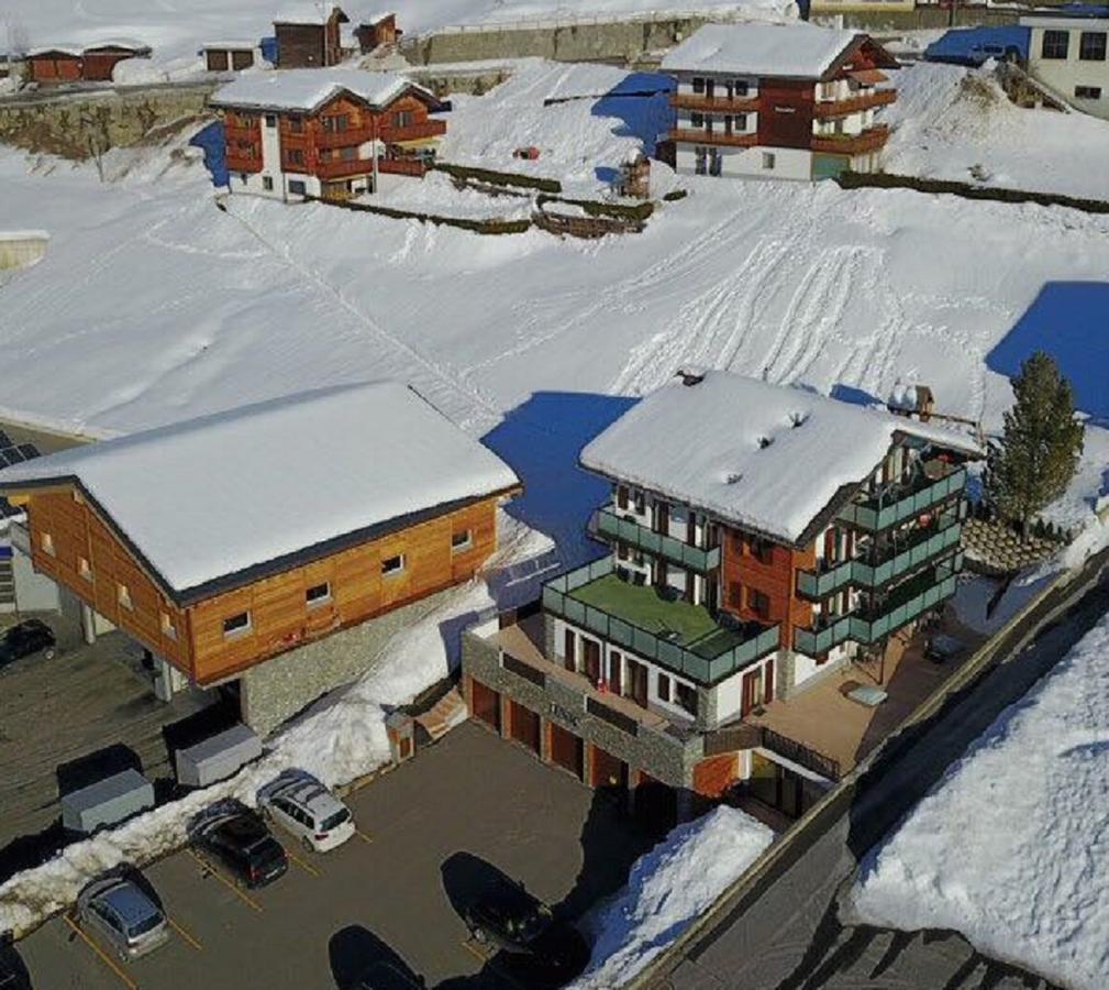B&B Azapartments Lunic Grachen Exterior photo